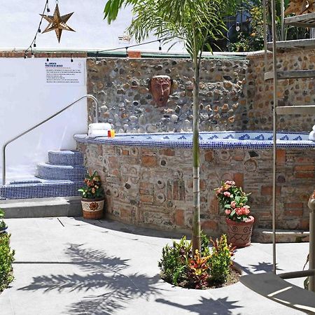 Petit Hotel Pilitas (Adults Only) Пуерто Валярта Екстериор снимка