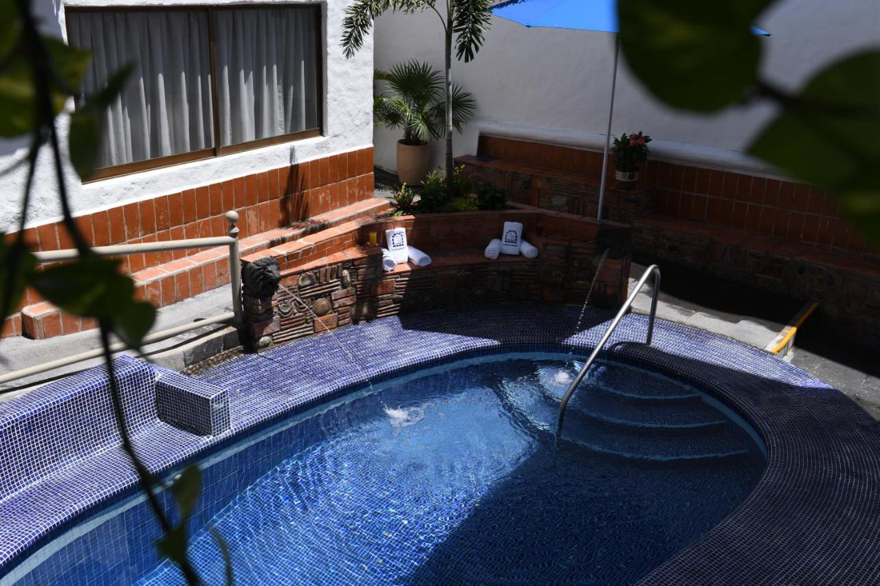 Petit Hotel Pilitas (Adults Only) Пуерто Валярта Екстериор снимка