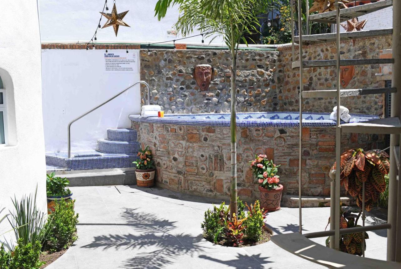 Petit Hotel Pilitas (Adults Only) Пуерто Валярта Екстериор снимка