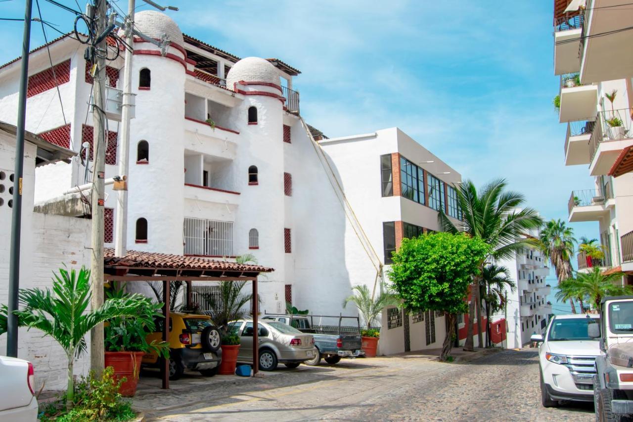 Petit Hotel Pilitas (Adults Only) Пуерто Валярта Екстериор снимка