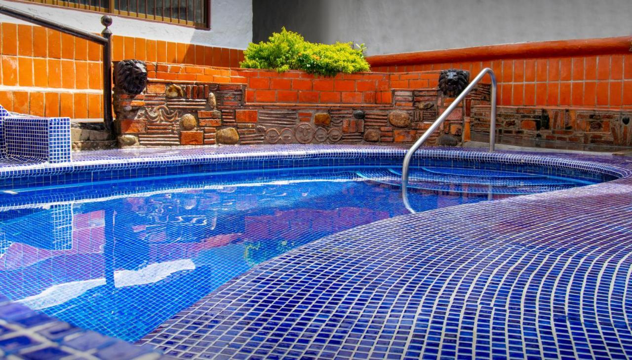 Petit Hotel Pilitas (Adults Only) Пуерто Валярта Екстериор снимка