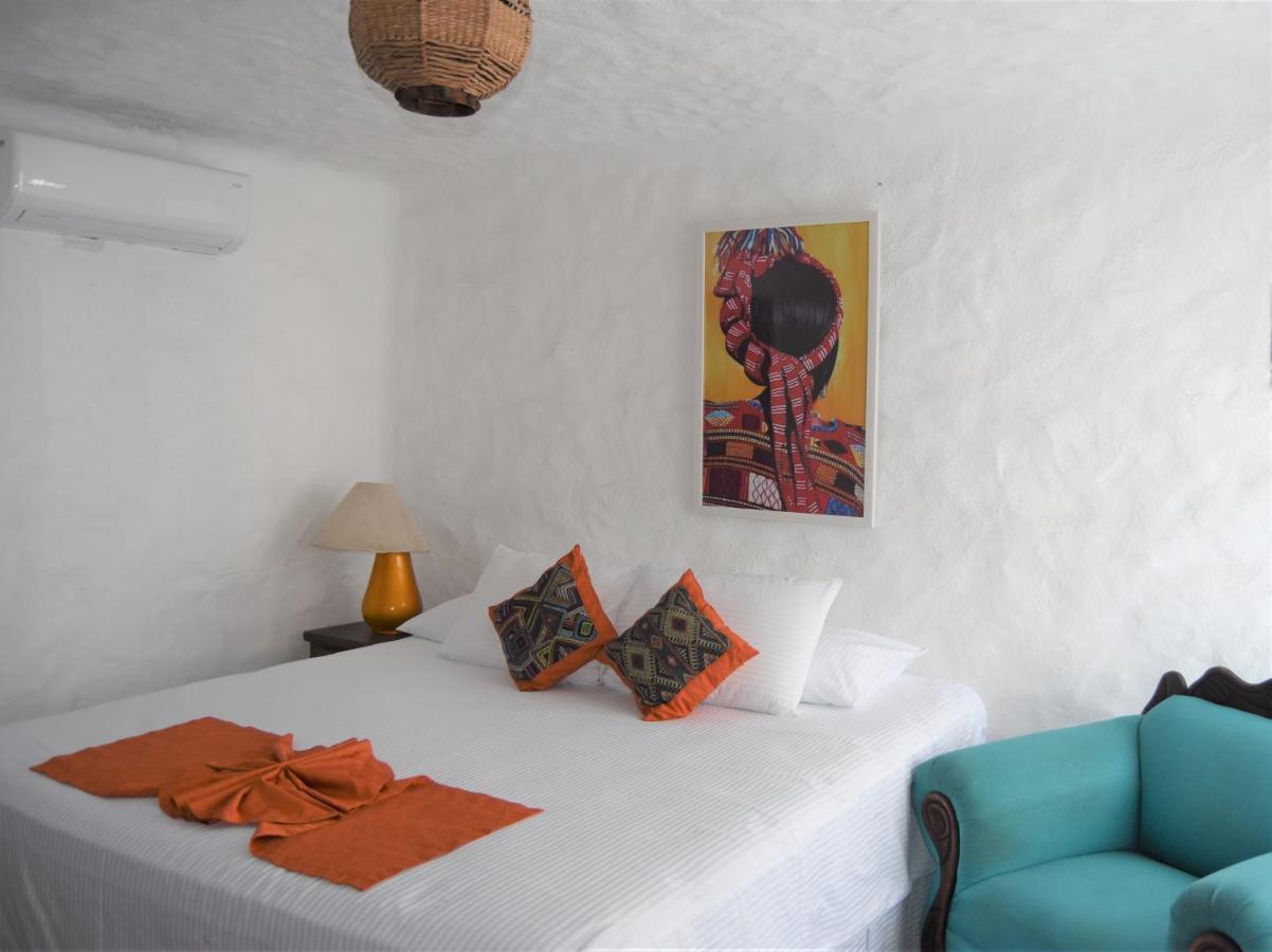 Petit Hotel Pilitas (Adults Only) Пуерто Валярта Екстериор снимка