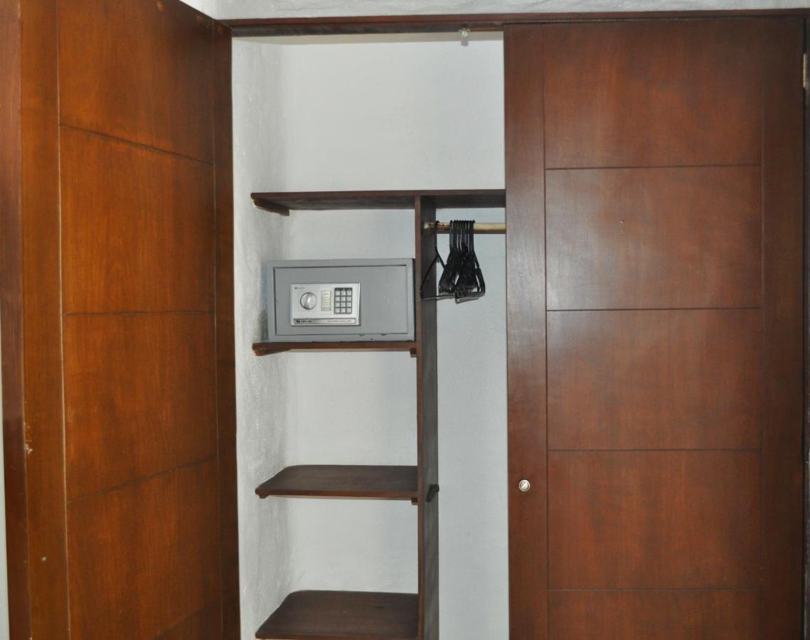 Petit Hotel Pilitas (Adults Only) Пуерто Валярта Екстериор снимка